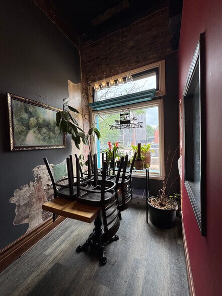 More Photos Of 2245-2247 S Grand Blvd, Saint Louis Storefront Retail Residential For Lease