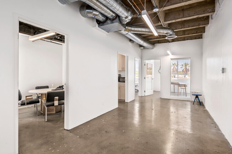 More Photos Of 6363 Wilshire Blvd, Los Angeles Loft Creative Space For Lease