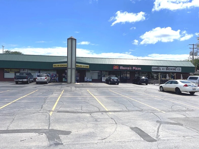 Primary Photo Of 1126-1130 S Commercial St, Neenah Freestanding For Lease