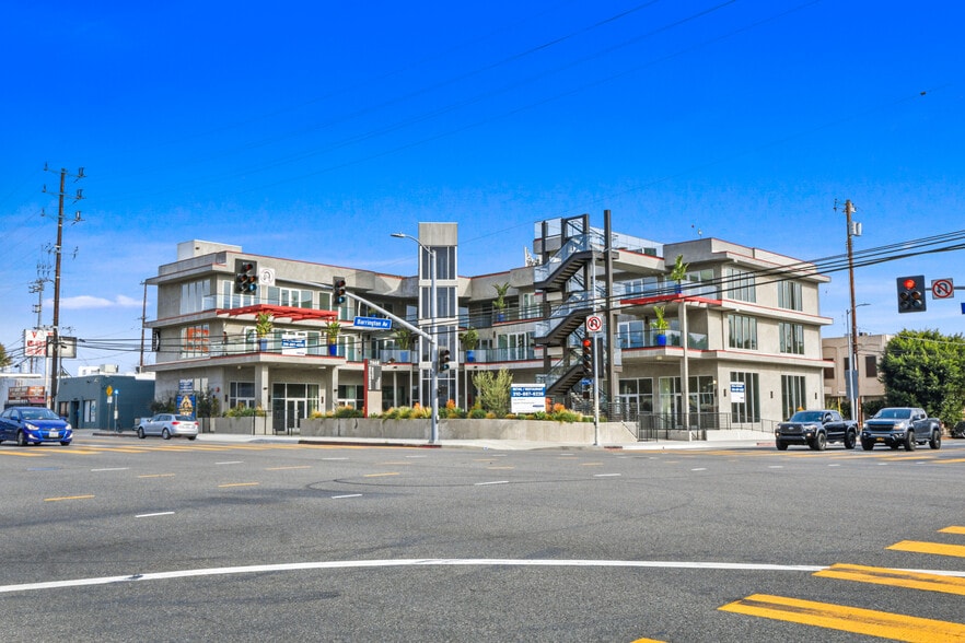 More Photos Of 11666 W Olympic Blvd, Los Angeles General Retail For Lease