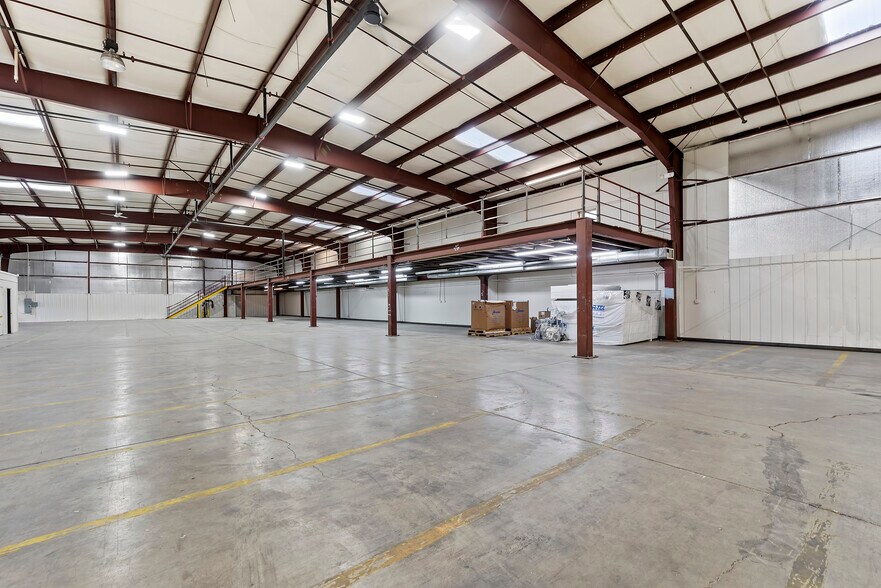 More Photos Of 1208 Madison Ave, Nampa Unknown For Lease