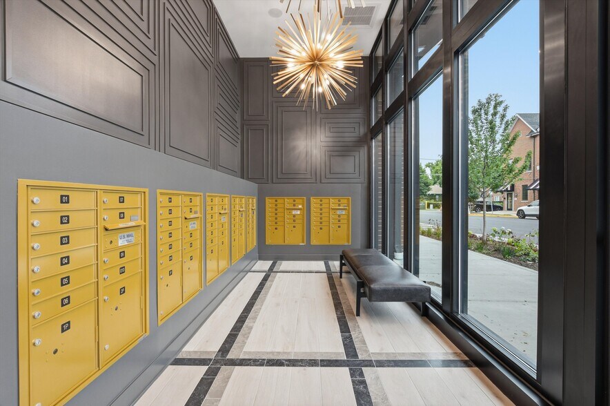 More Photos Of 1850 Glenview Rd, Glenview Apartments For Lease