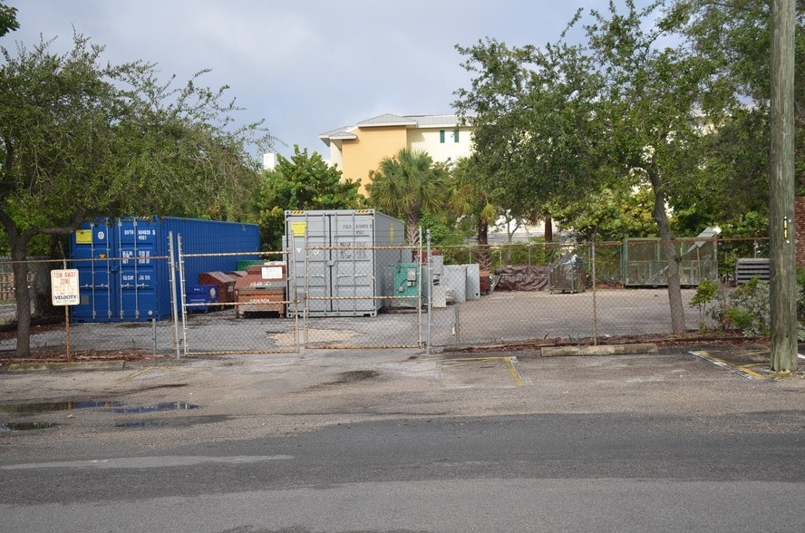 More Photos Of 234 NE 4th Ave, Delray Beach Warehouse For Sale