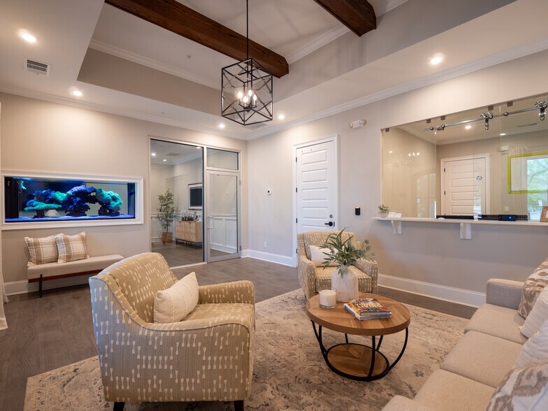 More Photos Of 3957 S Main St, Acworth Office For Sale