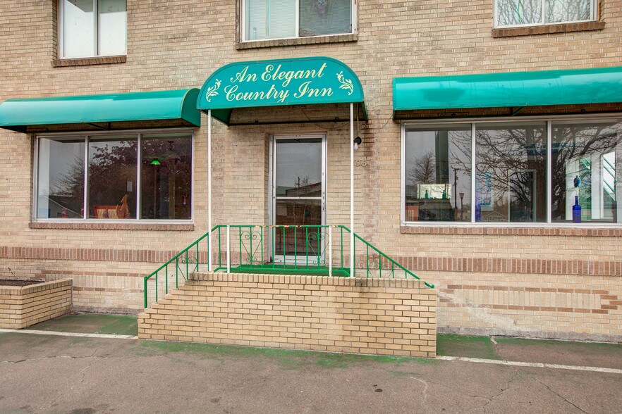 More Photos Of 795 Main St, Limon Hotel For Sale