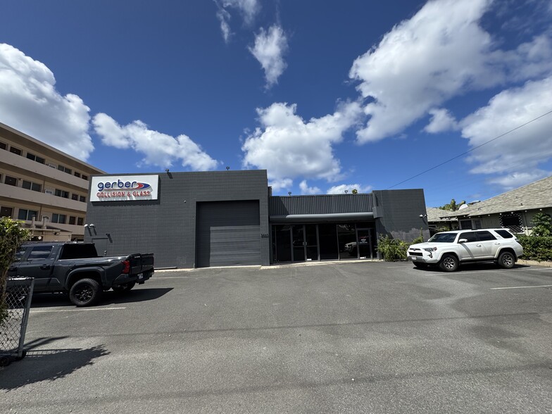 Primary Photo Of 2023 Young St, Honolulu Freestanding For Lease