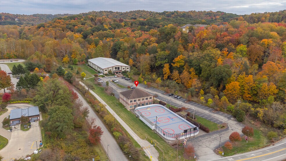 More Photos Of 4491 School Rd S, Murrysville Office For Sale