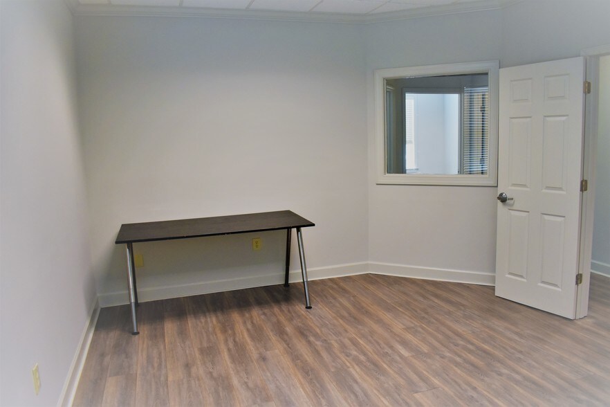 More Photos Of 1830 Peachtree Pky, Cumming Medical For Sale