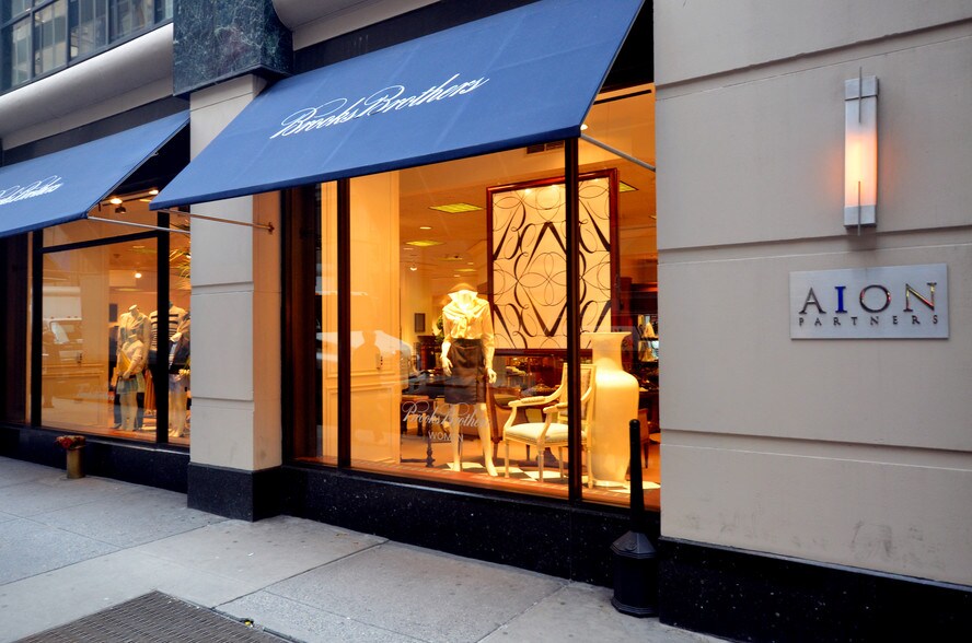 More Photos Of 11 E 44th St, New York Office For Lease