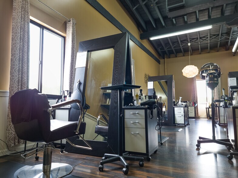 More Photos Of 770 Broadway, Raynham Storefront Retail Office For Lease