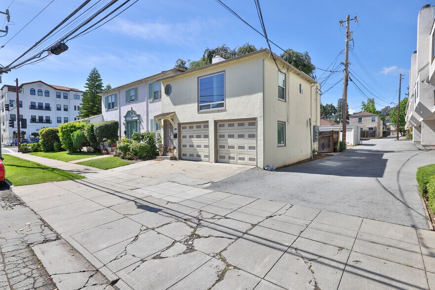 More Photos Of 580 Chestnut St, San Carlos Apartments For Sale
