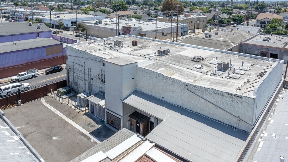 More Photos Of 197 E Jefferson Blvd, Los Angeles Warehouse For Sale