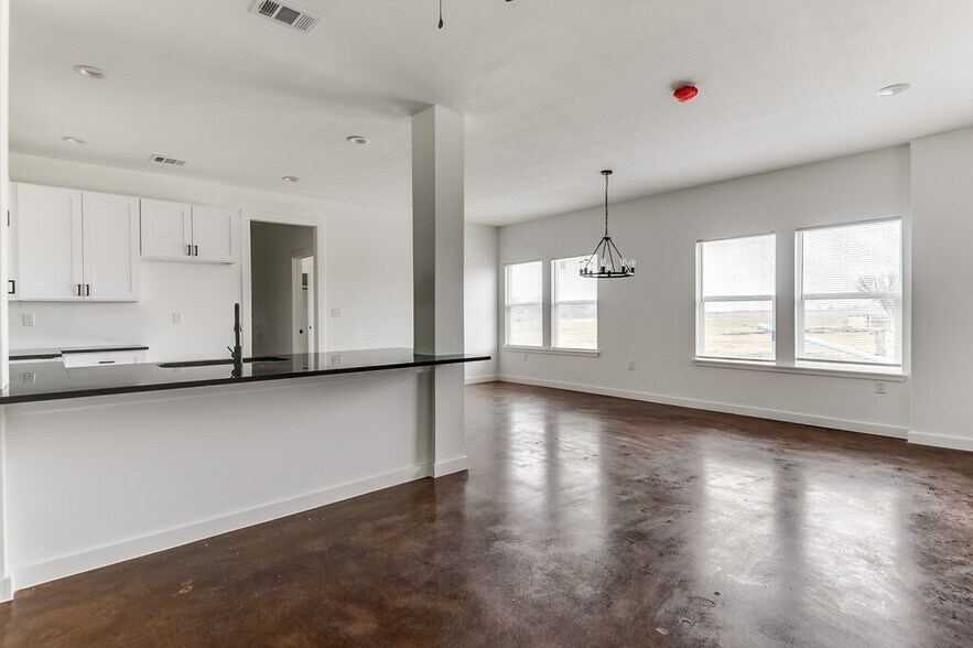 More Photos Of 1020 Burnett blvd, Alvarado Apartments For Sale