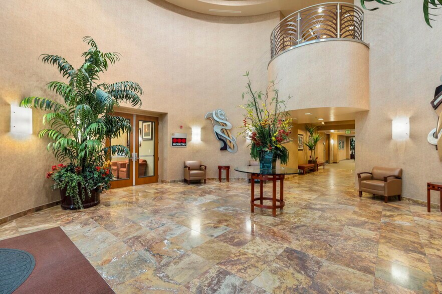 More Photos Of 5470 Kietzke Ln, Reno Office For Lease