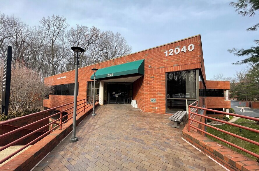 More Photos Of 12040 S Lakes Dr, Reston Office For Lease