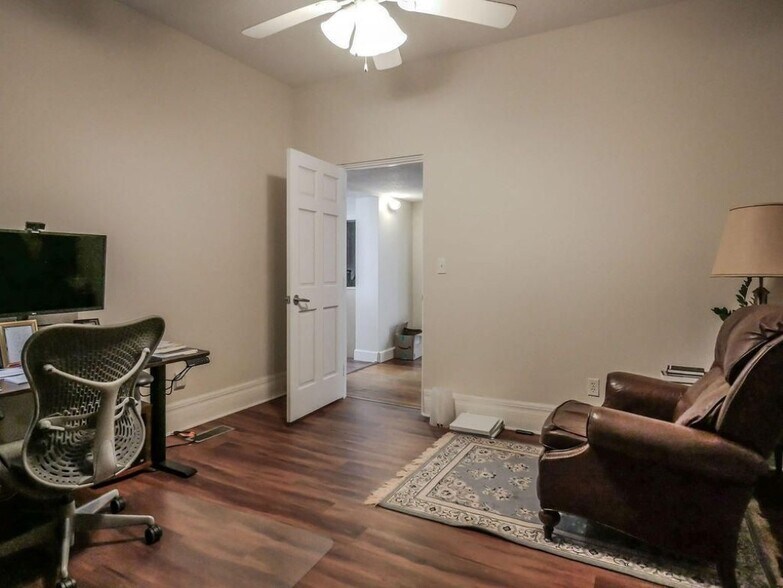 More Photos Of 203 W Washington Ave, Athens Freestanding For Sale