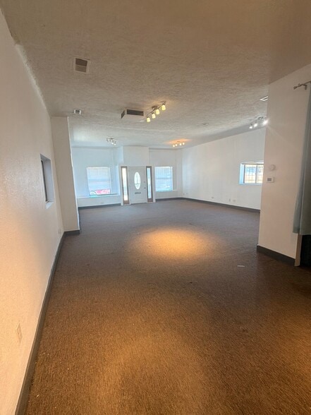 More Photos Of 2824 Welton St, Denver Office For Lease