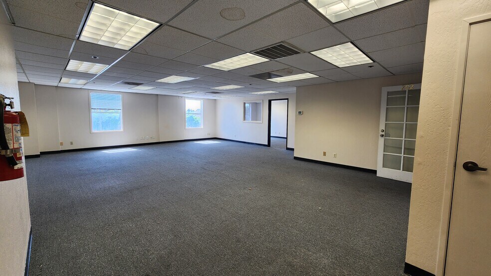 More Photos Of 1199 B St, Hayward Storefront Retail Office For Lease