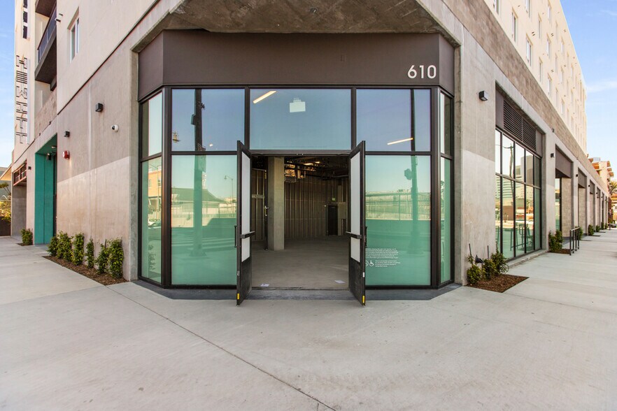 More Photos Of 107 S Hewitt St, Los Angeles Apartments For Lease