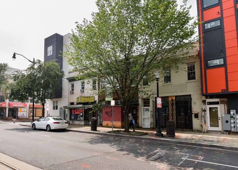 More Photos Of 1919 Benning Rd NE, Washington Storefront Retail Residential For Sale