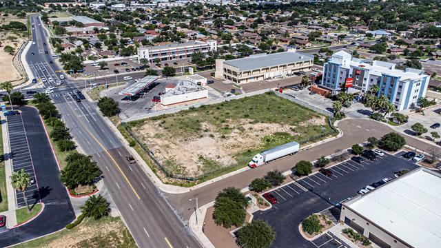 More Photos Of 221 Calle Del Norte, Laredo Land For Sale
