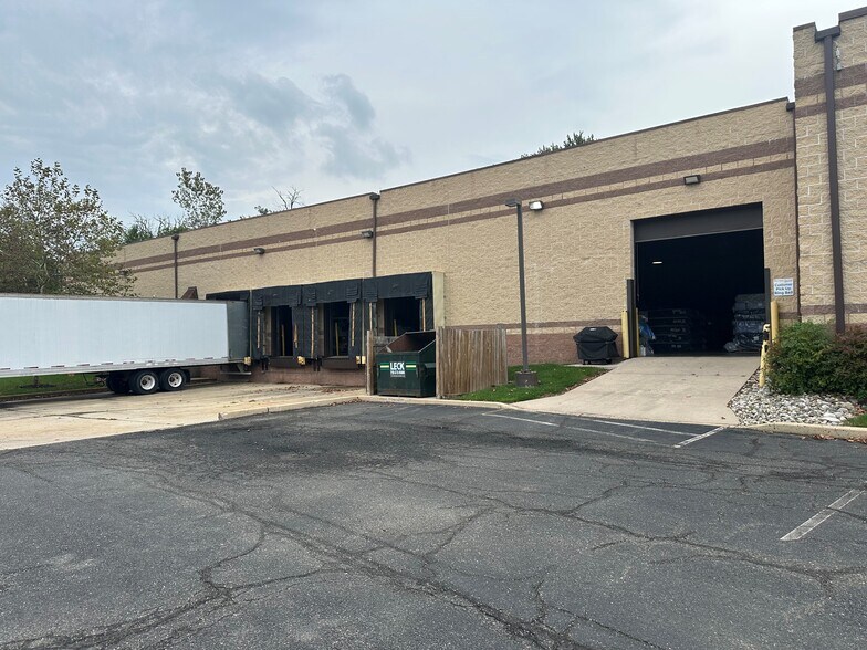 More Photos Of 1440 Wells Dr, Bensalem Distribution For Sale