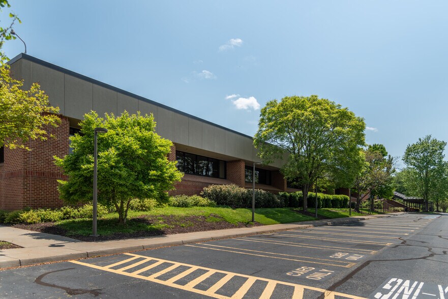 More Photos Of 1500 State Farm Blvd, Charlottesville Office For Lease