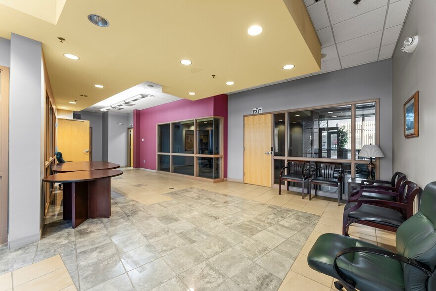 More Photos Of 11180 86th Ave N, Osseo Flex For Sale