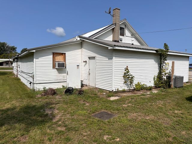 More Photos Of 12323 Maple St, Bear Lake Storefront Retail Residential For Sale