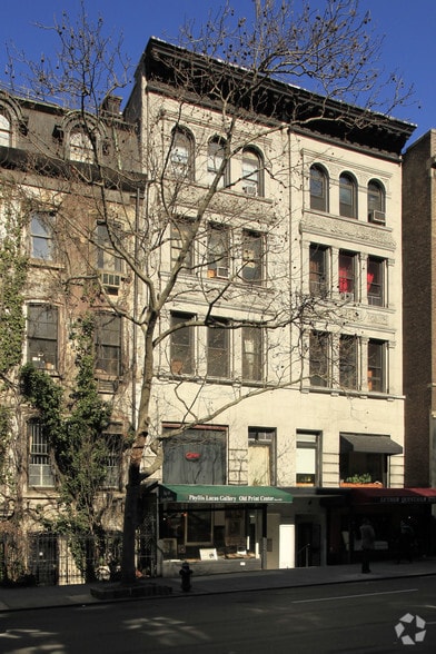 More Photos Of 245 E 60th St, New York Storefront Retail Residential For Lease