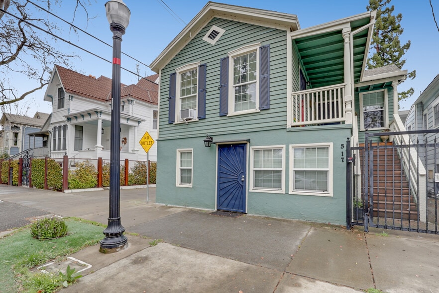 More Photos Of 517 13th St, Sacramento Multifamily For Sale