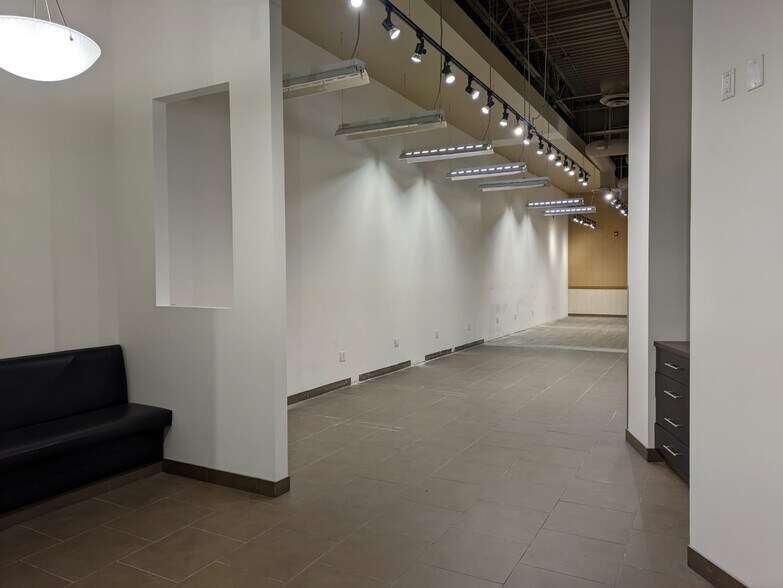More Photos Of 8888 NW Country Hills Blvd, Calgary Unknown For Lease