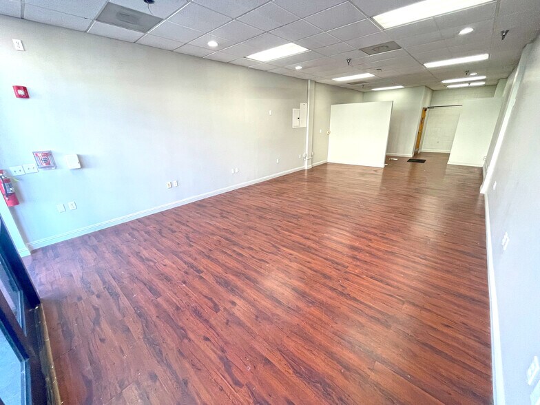 More Photos Of 638 Webster St, Oakland Office For Sale