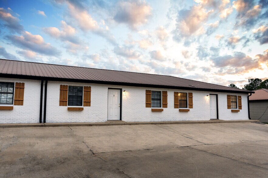 More Photos Of 239 Hartfield Rd, Hattiesburg Apartments For Sale