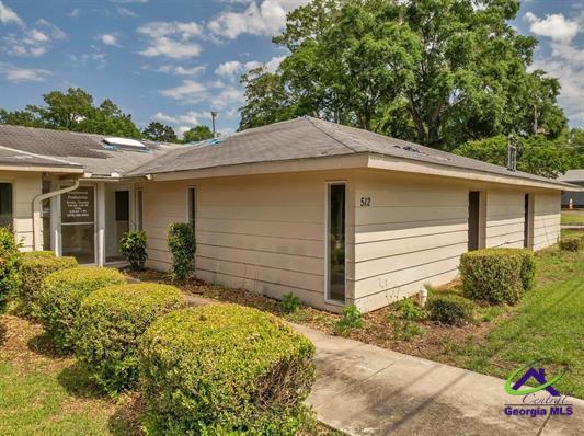 More Photos Of 512 Sumter St, Montezuma Medical For Sale