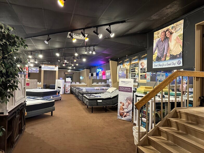 More Photos Of 851 S Sheridan Rd, Tulsa Freestanding For Sale