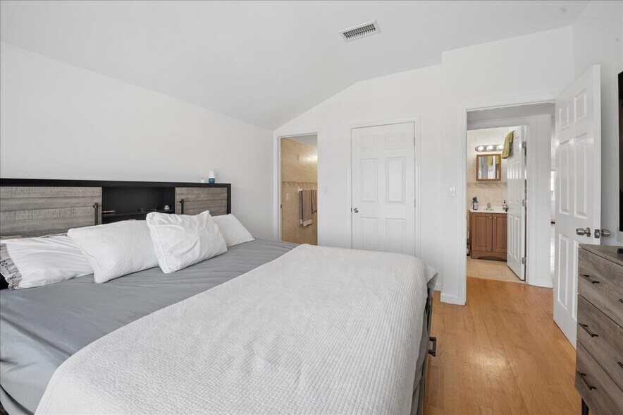 More Photos Of , Bronx Multifamily For Sale