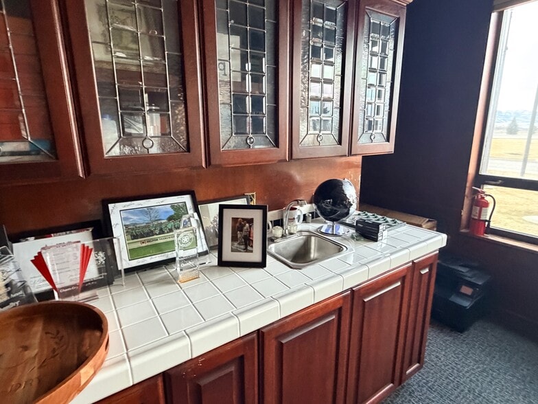 More Photos Of 1530 N 1000 W, Logan Warehouse For Lease