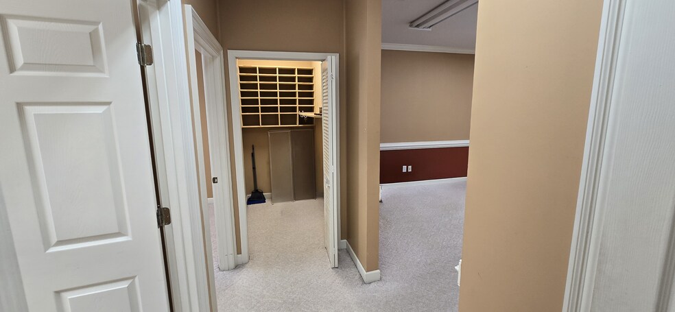 More Photos Of 2210 N Main St, Daphne Office For Sale
