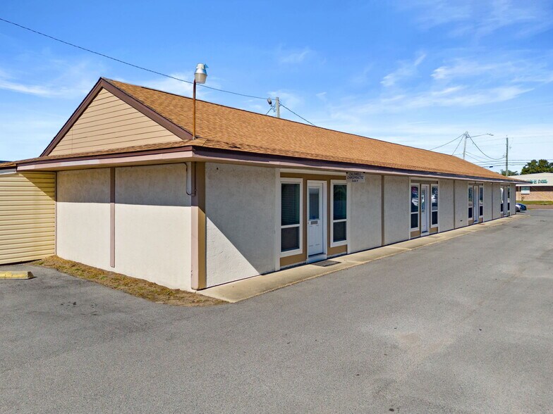 More Photos Of 2629 W 23rd St, Panama City Office For Sale