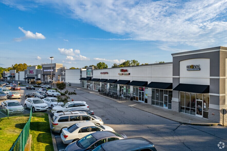 More Photos Of 7657 Highway 70 S, Nashville Storefront For Lease