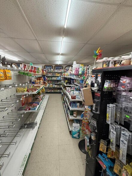 More Photos Of 25425 S Raber Rd, Goetzville General Retail For Sale