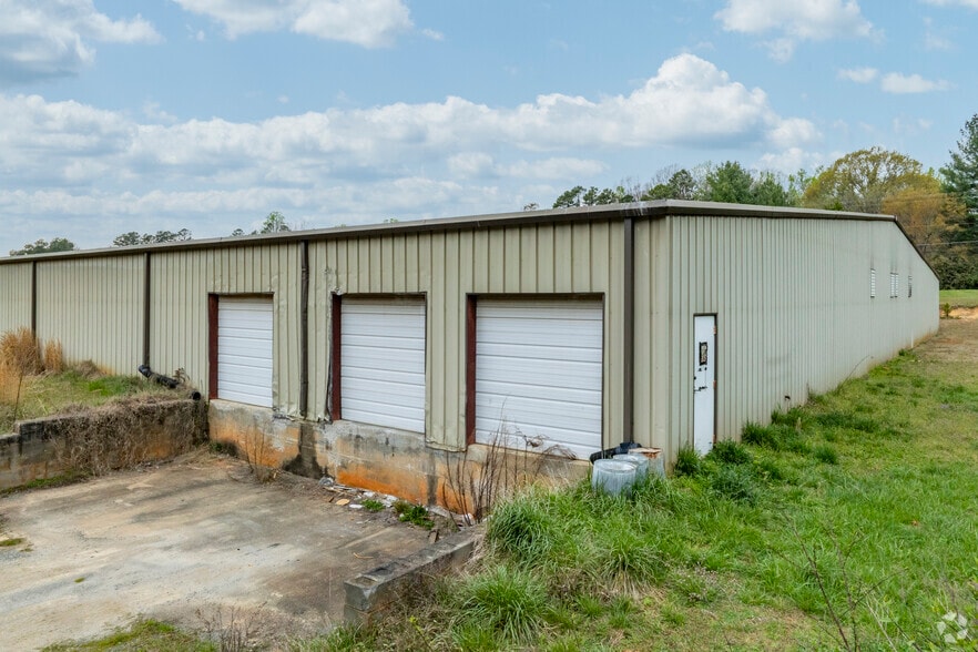 More Photos Of 229 Carpenters Grove Church Rd, Lawndale Manufacturing For Lease