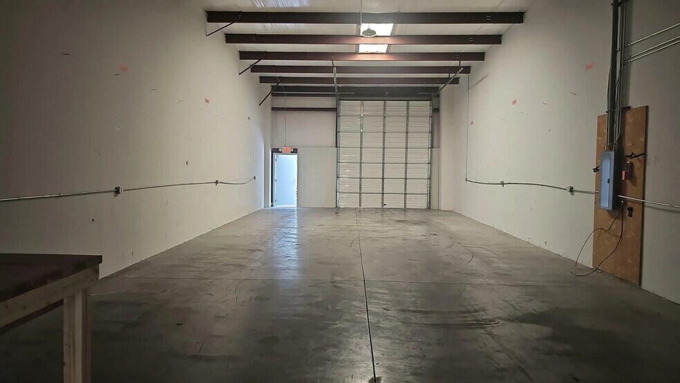 More Photos Of 5306 Palmero Ct, Buford Flex For Lease