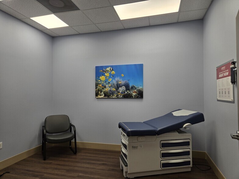 More Photos Of 7620 Gunn Hwy, Tampa Unknown For Lease