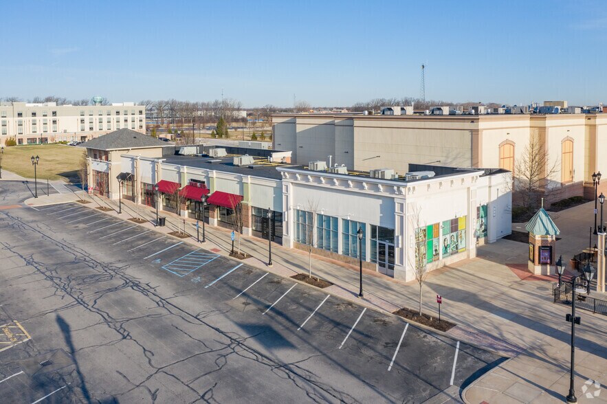 More Photos Of 3210-3290 Levis Commons Blvd, Perrysburg Unknown For Lease