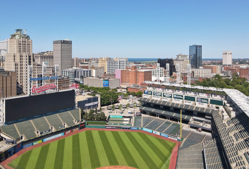 More Photos Of 2217 E 9th St, Cleveland Office For Lease