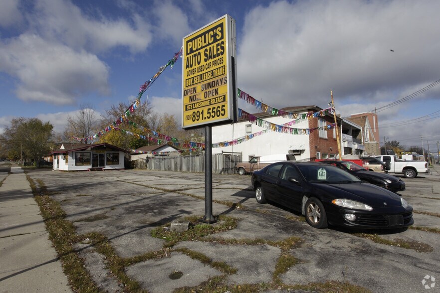 More Photos Of 973 Lakeshore Rd E, Mississauga Auto Dealership For Lease