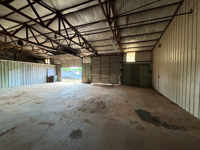 More Photos Of 11178 3660 Rd, Wewoka Light Distribution For Sale