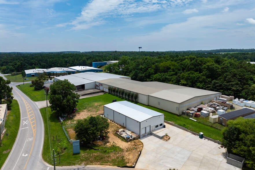 More Photos Of 100 Airpark Industrial Rd, Alabaster Warehouse For Sale